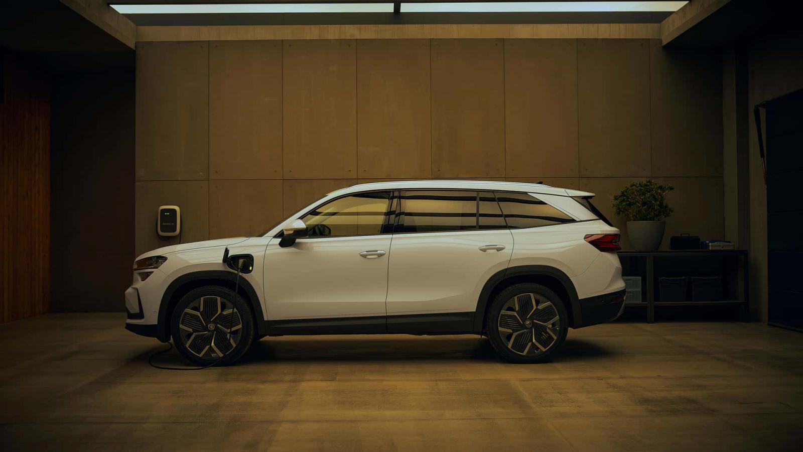 Νέο Skoda Kodiaq: Μεγαλύτερο και πρώτη φορά PHEV